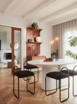 AYTM Angui Stuhl, Anthrazit -SitzEleganz Geschaft aytm angui chair anthracite boucle l37xw39xh68 3