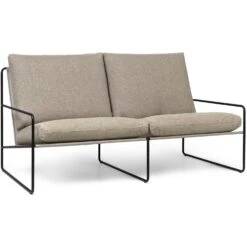Ferm LIVING Desert Dolce Sofa Dark Sand / Schwarz, 2-Sitzer 9 Ferm LIVING Desert Dolce Sofa Dark Sand / Schwarz, 2-Sitzer -SitzEleganz Geschaft ferm living desert dolce sofa black dark sand 3