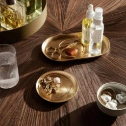 Ferm LIVING Post Kaffeetisch Smoked Oak Star Ø65 X 41.4 Cm / Small 10 Ferm LIVING Post Kaffeetisch Smoked Oak Star Ø65 X 41.4 Cm / Small -SitzEleganz Geschaft ferm living post kaffeetisch gerauchertes sandelholz sternenform 2 1