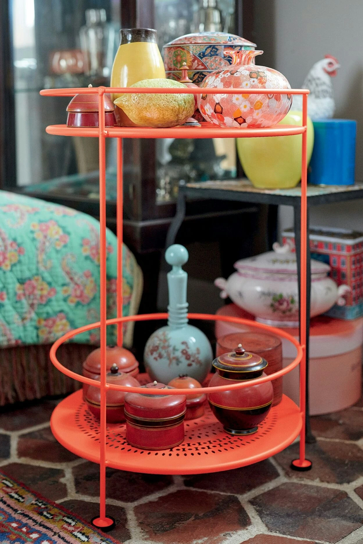 Guinguette Perforierter Beistelltisch, Ø40 Cm/ Acapulco Blue 2 Guinguette Perforierter Beistelltisch, Ø40 Cm/ Acapulco Blue – Bild 2