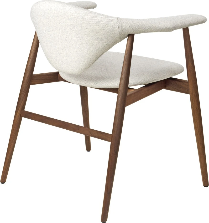 Gubi Masculo Esszimmerstuhl, Geöltes Walnussholz / Plain 0026 2 Gubi Masculo Esszimmerstuhl, Geöltes Walnussholz / Plain 0026 – Bild 2