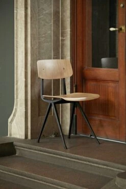 Hay Result Stuhl, Schwarz / Eiche, Wasserbasierter Lack 5 Hay Result Stuhl, Schwarz / Eiche, Wasserbasierter Lack -SitzEleganz Geschaft hay result stuhl 10