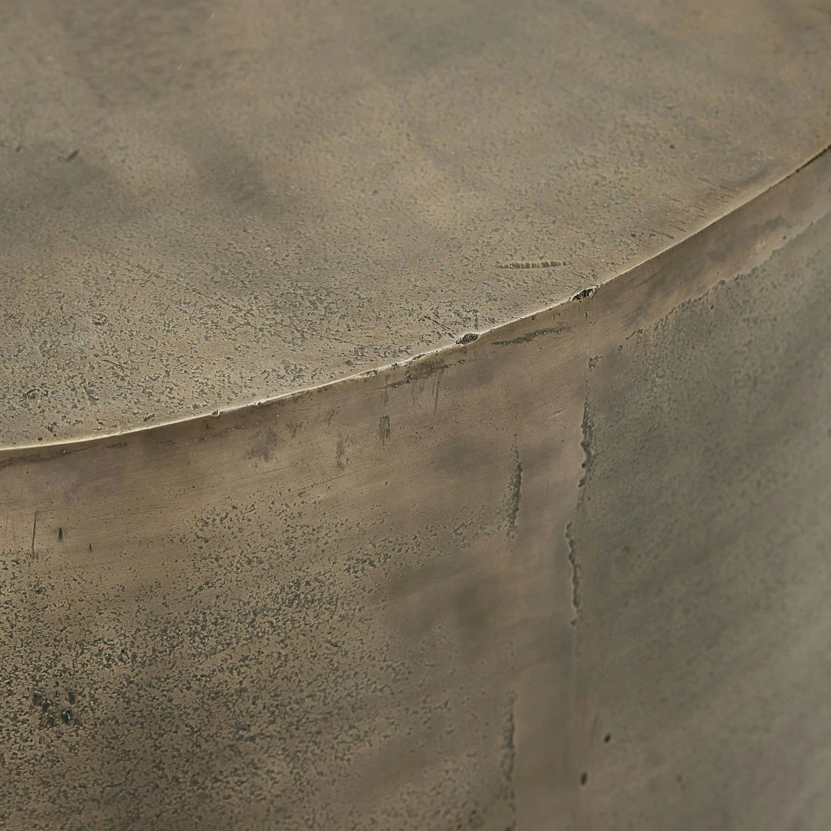 House Doctor Rota Kaffeetisch Altmessingfarben 30x50 Cm 2 House Doctor Rota Kaffeetisch Altmessingfarben 30x50 Cm – Bild 2