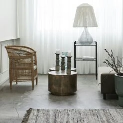 House Doctor Rota Kaffeetisch Altmessingfarben 30x50 Cm 9 House Doctor Rota Kaffeetisch Altmessingfarben 30x50 Cm -SitzEleganz Geschaft house doctor rota kaffeetisch altmessingfarben 4