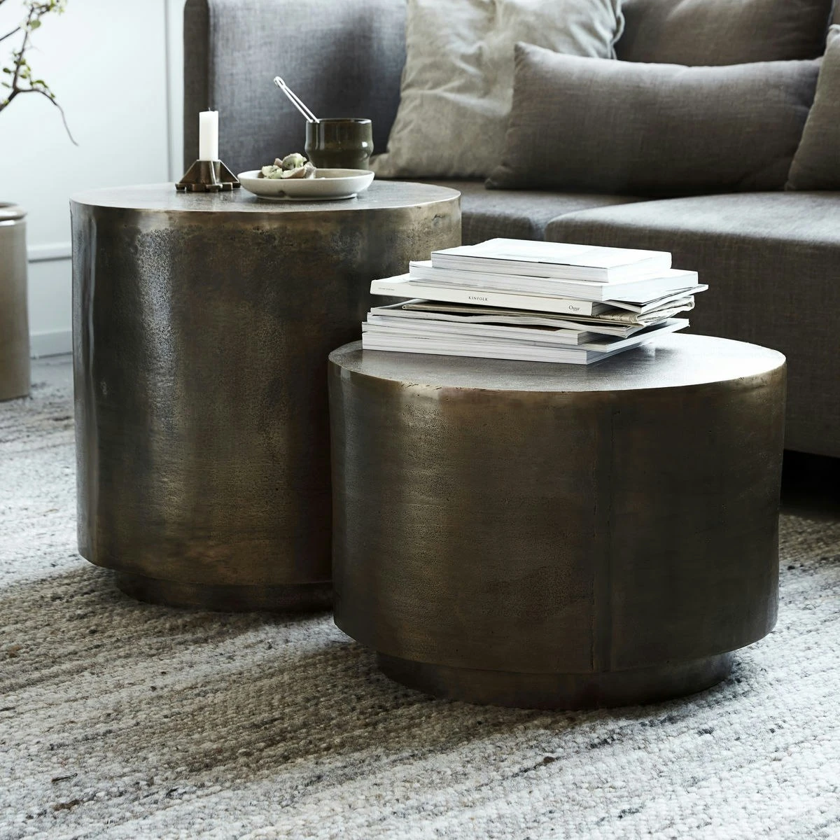 House Doctor Rota Kaffeetisch Altmessingfarben 50x50 Cm 5 House Doctor Rota Kaffeetisch Altmessingfarben 50x50 Cm – Bild 5