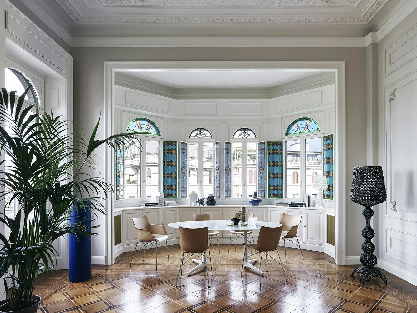 Kartell Q/Wood Stuhl, In Heller Holzoptik / Weiß / Chrom 6 Kartell Q/Wood Stuhl, In Heller Holzoptik / Weiß / Chrom – Bild 6