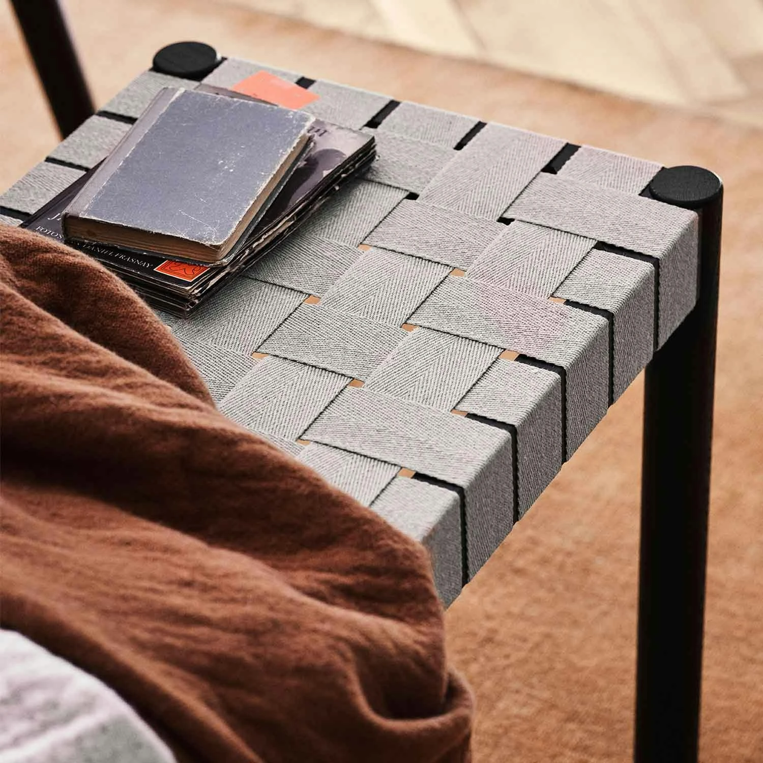 &Tradition Betty TK5 Bank, Schwarz 2 &Tradition Betty TK5 Bank, Schwarz – Bild 2