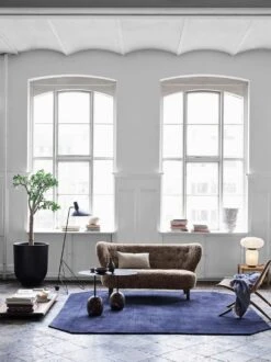 &Tradition Little Petra Sofa Vb2, In Geöltem Walnussholz / Schafleder Sahara 7 &Tradition Little Petra Sofa Vb2, In Geöltem Walnussholz / Schafleder Sahara -SitzEleganz Geschaft tradition little petra sofa vb2 in geoltem walnussholz 8