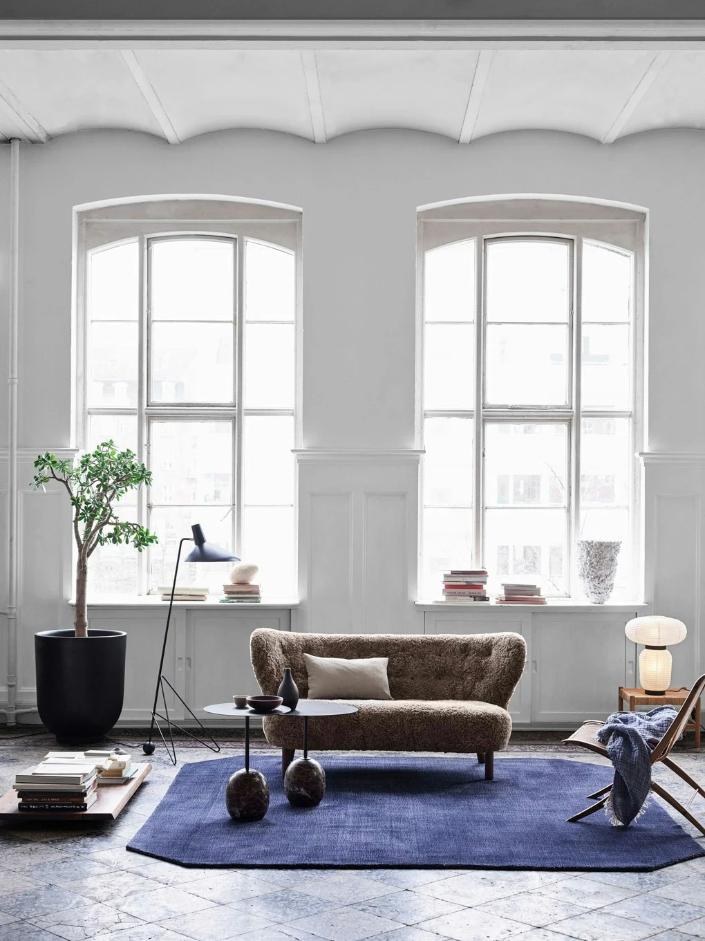 &Tradition Little Petra Sofa Vb2, In Geöltem Walnussholz / Schafleder Sahara 4 &Tradition Little Petra Sofa Vb2, In Geöltem Walnussholz / Schafleder Sahara – Bild 4