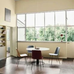 &Tradition Rely Stuhl HW6, Schwarz / Rotbraun 6 &Tradition Rely Stuhl HW6, Schwarz / Rotbraun -SitzEleganz Geschaft tradition rely stuhl hw6 schwarz 8